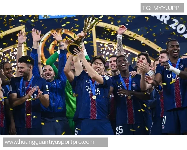 巴黎圣日耳曼今夜抵达多哈全力备战洲际杯赛事